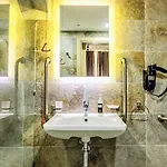 The Mike By Cx Collection Hotel *