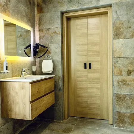 The Mike By Cx Collection Hotel *