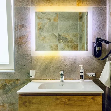 The Mike By Cx Collection Hotel *
